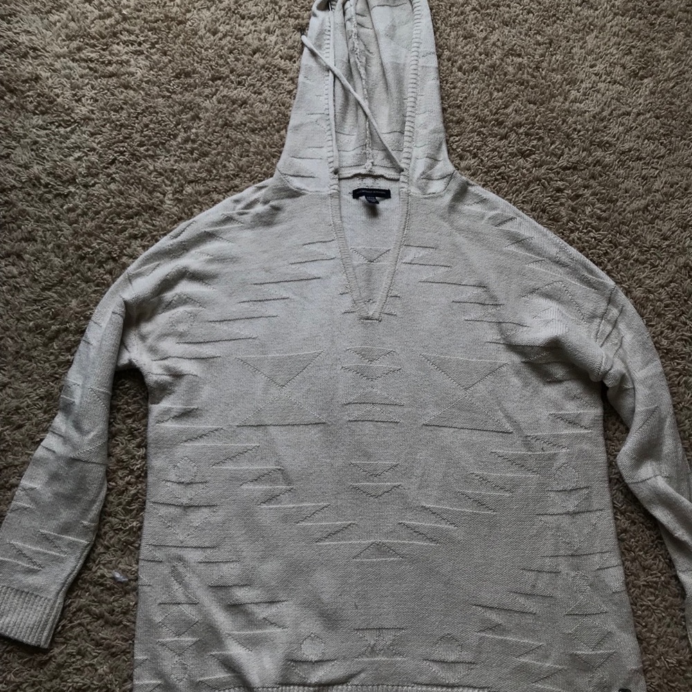American Eagle hooded sweater